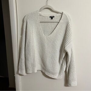 white express sweater size medium